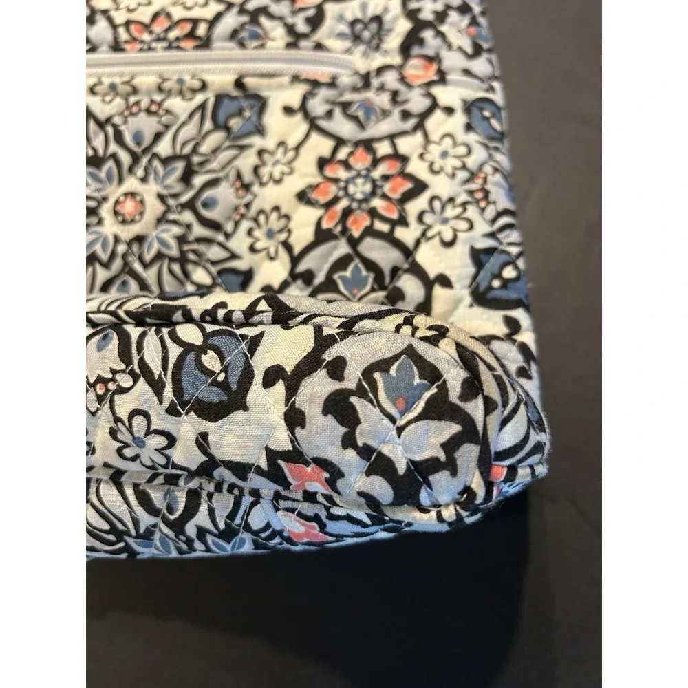 Vera Bradley Hipster Crossbody Bag Lisbon Medallion Fabric Floral Purse